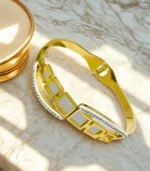 Elegant Stainless Steel Handcuff Bracelet for Women – Openable & Adjustable Fashion Jewelry