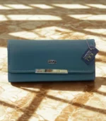 Elegant Leather Wallet – Multi Card Slots & Zipper Pocket - Image 4